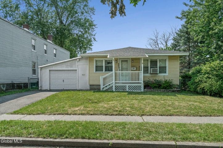 717 5th Avenue, Watervliet, NY, photo 2