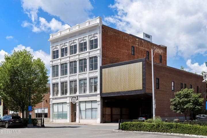 132 N Broadway, Schenectady, NY, photo 1