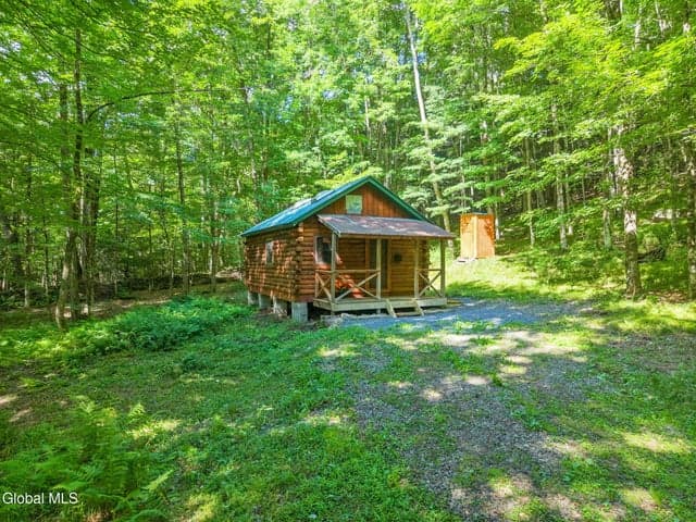 201 Tuttle Road, Jefferson, NY, photo 3