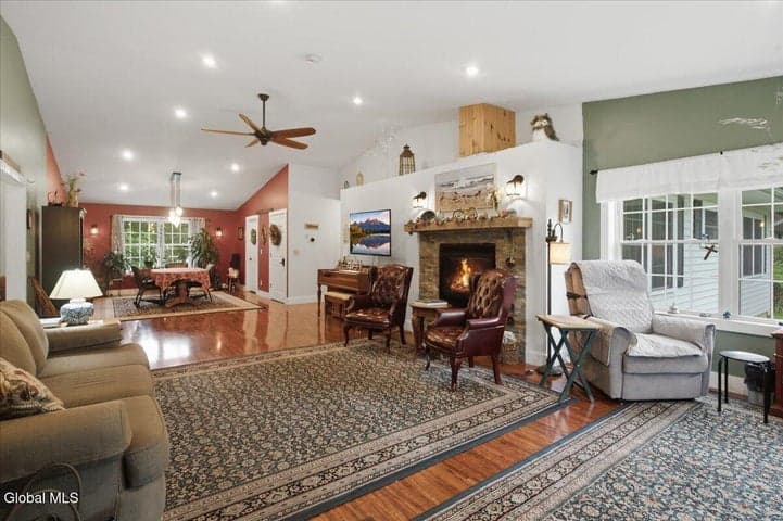 11 Denver Drive, Sand Lake, NY, photo 4