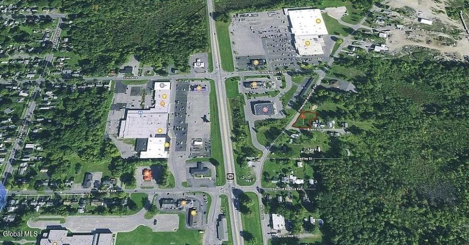 124 Elmwood Avenue, Johnstown, NY, photo 2