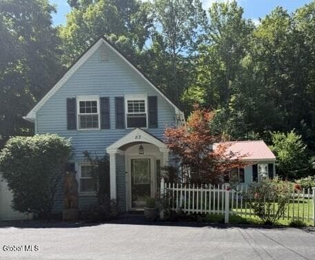 83 Powder Mill Road, Pittstown, NY