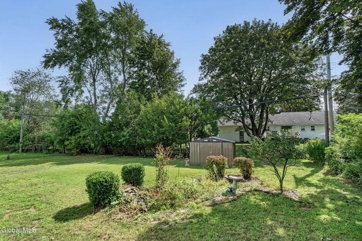 32 Hanes Street, Guilderland, NY, photo 4