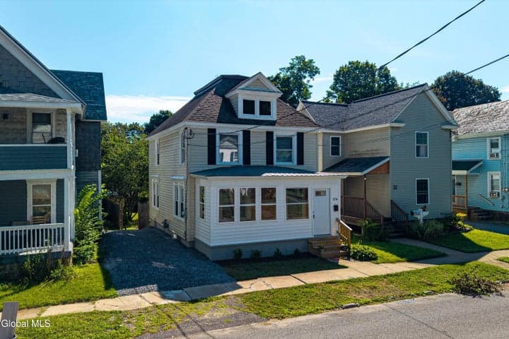 32 1/2 Oak Street, Hudson Falls, NY