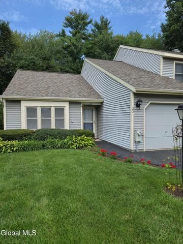 23 Cromwell Drive, Clifton Park, NY, photo 2