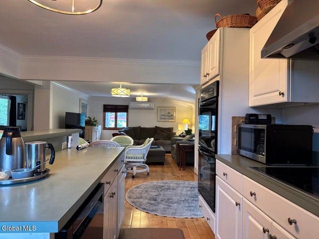 643 Point Road, Willsboro, NY, photo 5