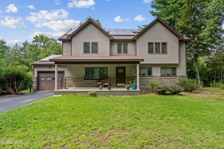 841 Harris Drive, Niskayuna, NY, photo 1