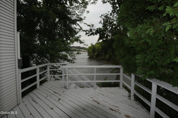 44 Park Avenue, Cohoes, NY, photo 2