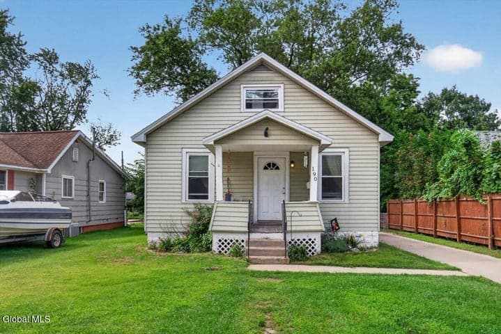 190 Greenlawn Avenue, Rotterdam, NY, photo 1