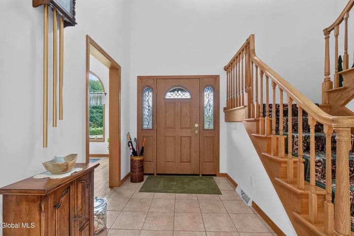 5 Miller Court, Ballston, NY, photo 4