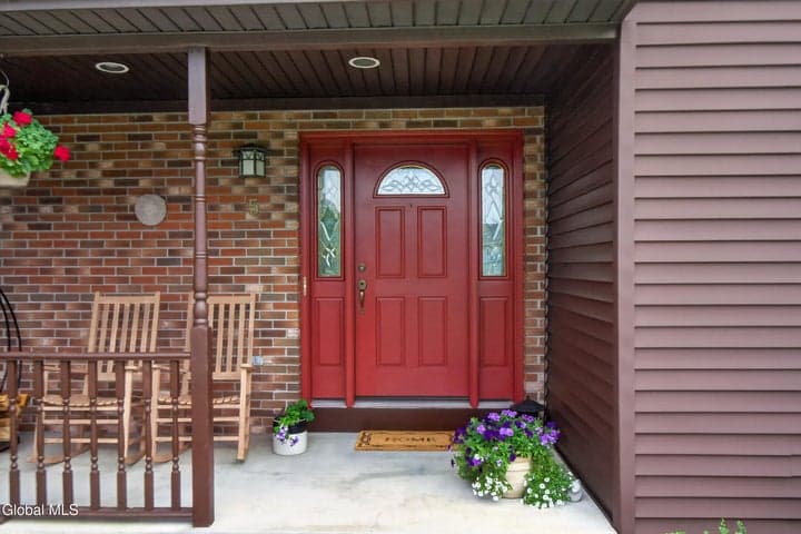 5 Miller Court, Ballston, NY, photo 3