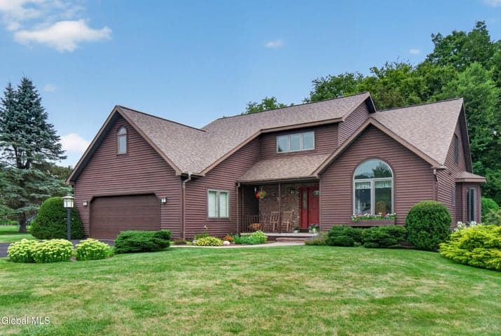 5 Miller Court, Ballston, NY, photo 2