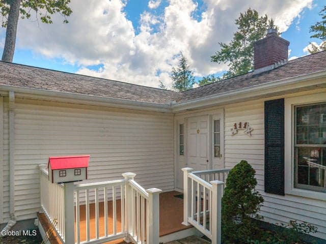 111 Timber Lane, Cobleskill, NY, photo 3
