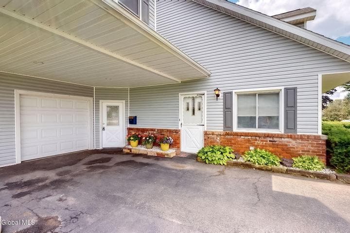 3432 Gari Lane, Guilderland, NY, photo 5