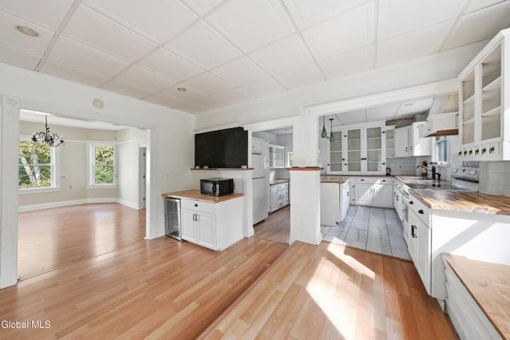 25 Green Avenue, Castleton-on-Hudson, NY, photo 4