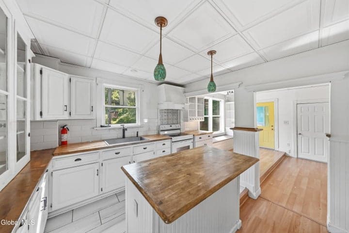 25 Green Avenue, Castleton-on-Hudson, NY, photo 5
