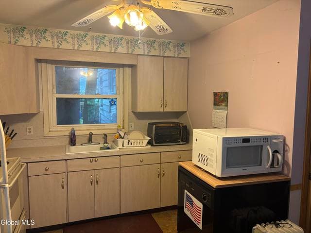 14 Wilmarth Street, Scotia, NY, photo 3