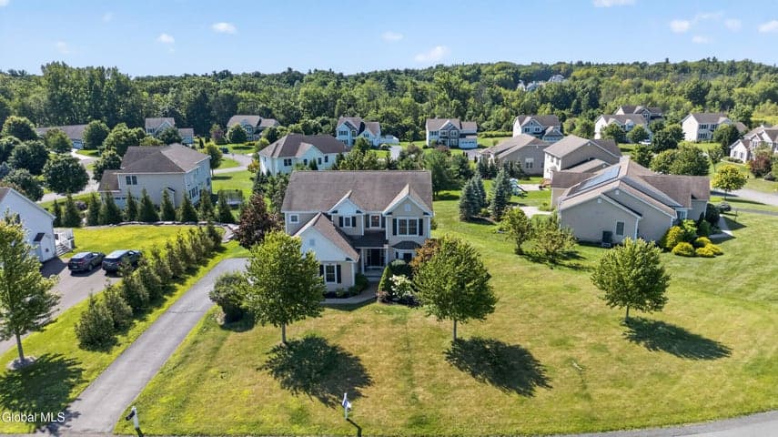 3 Skybrook Circle, Clifton Park, NY, photo 3