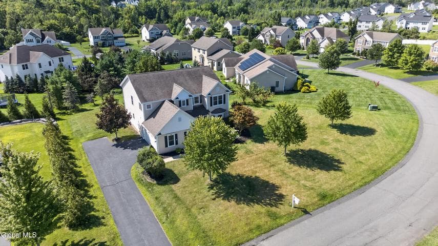 3 Skybrook Circle, Clifton Park, NY, photo 5