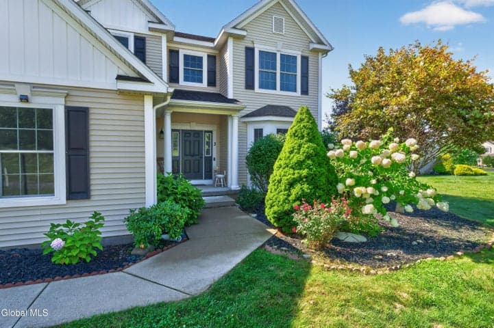 3 Skybrook Circle, Clifton Park, NY, photo 1