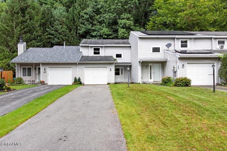 187 Tallow Wood Drive, Clifton Park, NY