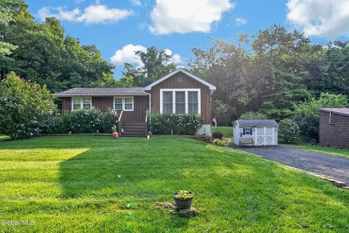 5542 Cauterskill Road, Catskill, NY
