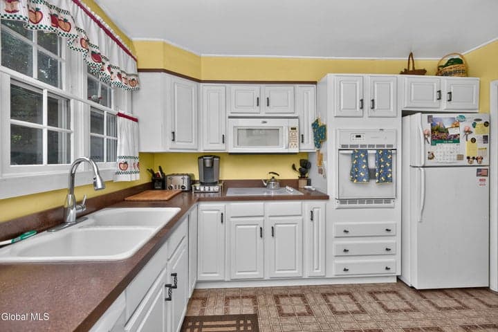 5542 Cauterskill Road, Catskill, NY, photo 3