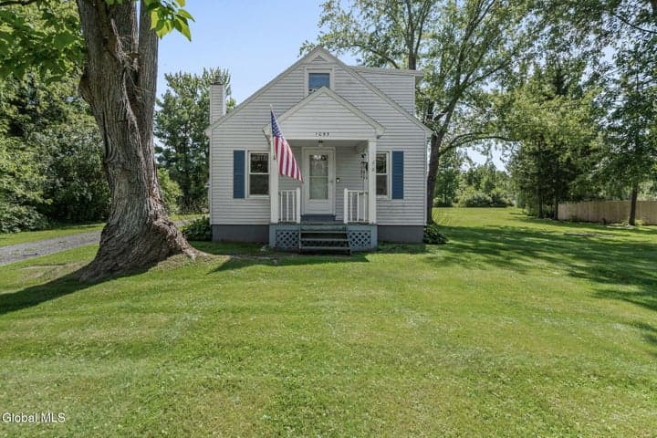 1095 Township Road, Knox, NY