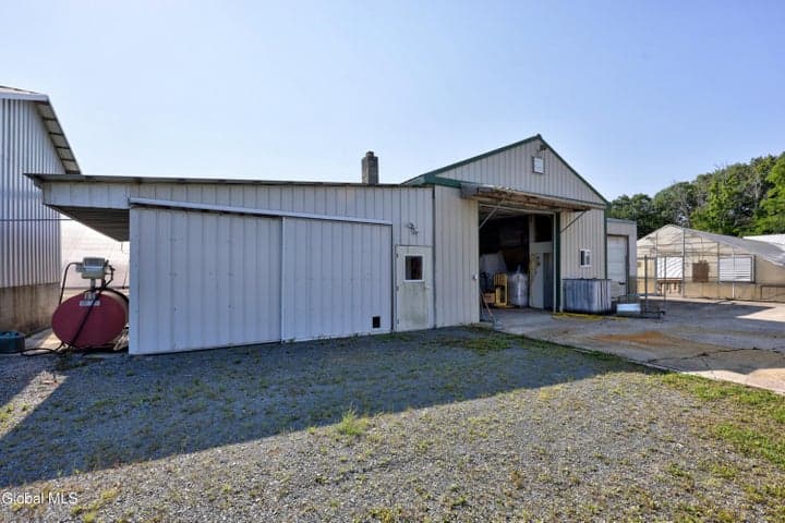 22 Meadowview Drive, Schaghticoke, NY, photo 5
