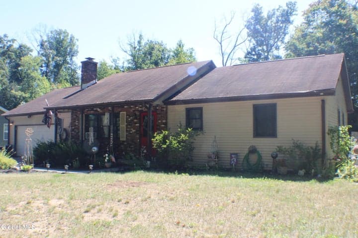 164 Butler Road, Moreau, NY