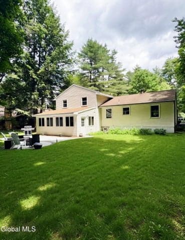 4 Woodlake Drive, Wilton, NY, photo 4