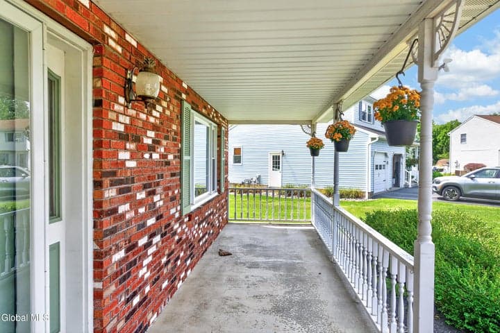 41 Roosevelt Boulevard, Cohoes, NY, photo 4