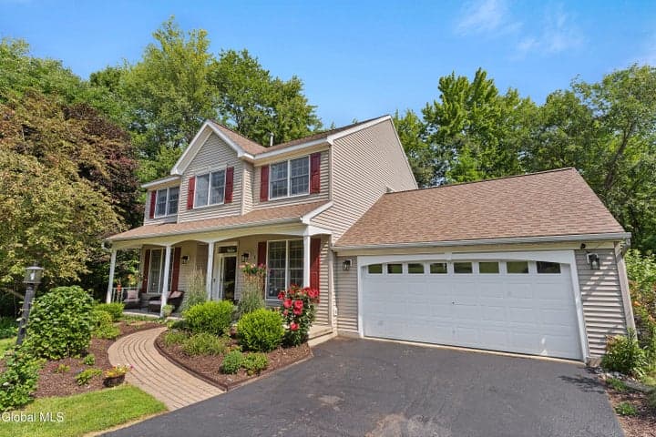 7 Castle Pines, Clifton Park, NY, photo 1