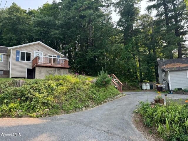 4 Aft Court, Stillwater, NY, photo 2