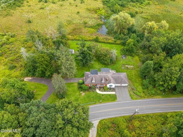 748 Old Best Road, Sand Lake, NY, photo 3