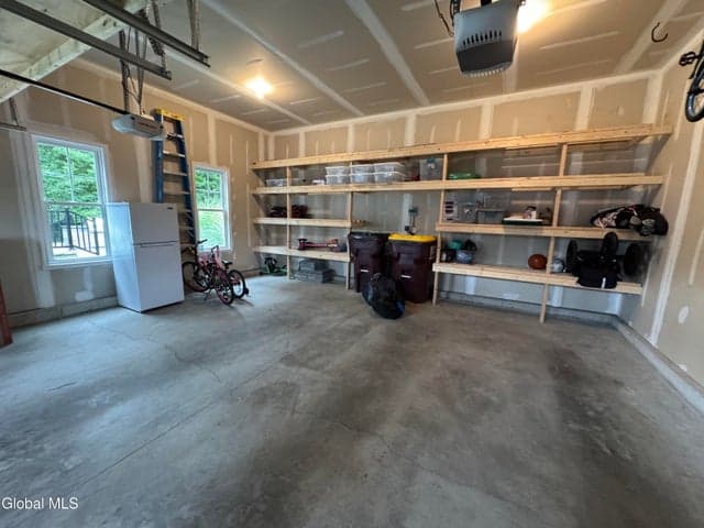10 Emerald Terrace, Clifton Park, NY, photo 4