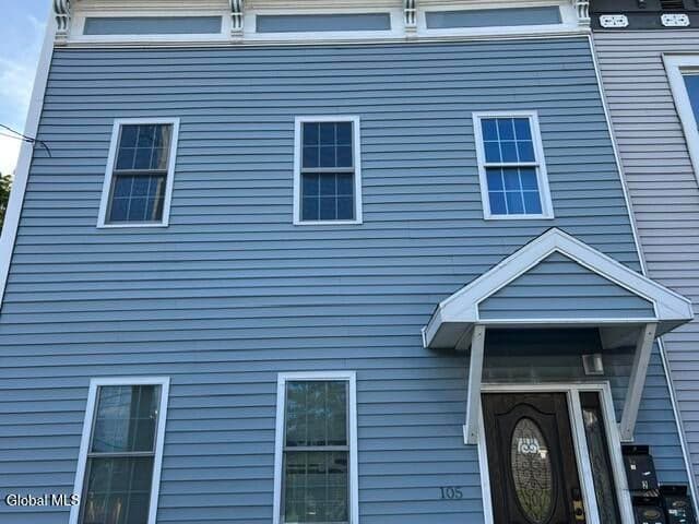 105 2nd Avenue, Troy, NY, photo 2