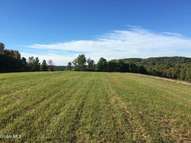 14 W Campbell Lane, Hebron, NY, photo 5