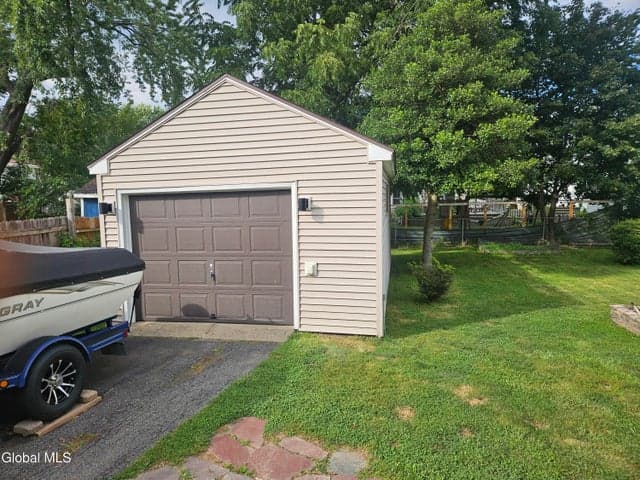 612 Sanders Avenue, Glenville, NY, photo 3