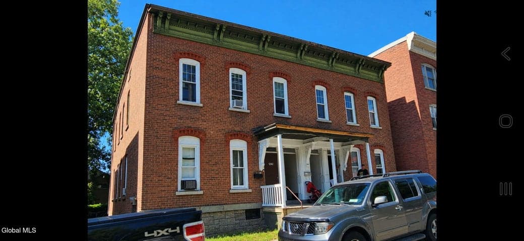 10 Voorhees Street #10, Amsterdam, NY, photo 1