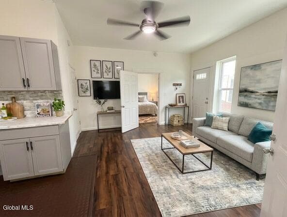 8 Harrison Avenue, Rensselaer, NY, photo 3