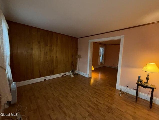 889 5th Avenue, Troy, NY, photo 4