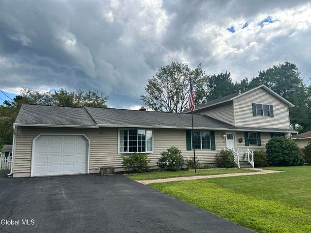 55 Vly Road, Colonie, NY, photo 2