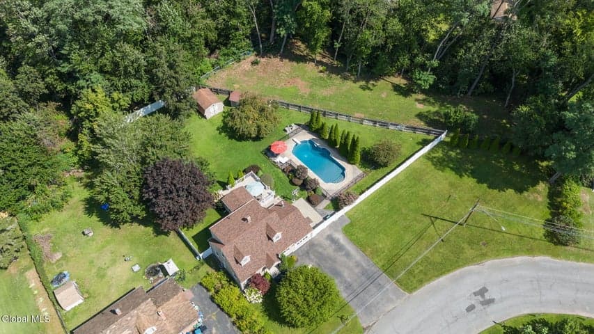 1145 Barber Drive, Rotterdam, NY, photo 2