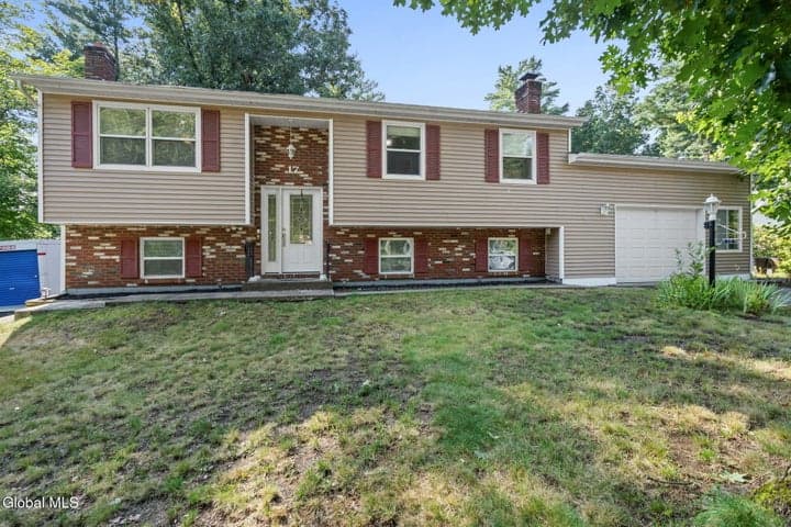 17 Ichabod Lane, Milton, NY