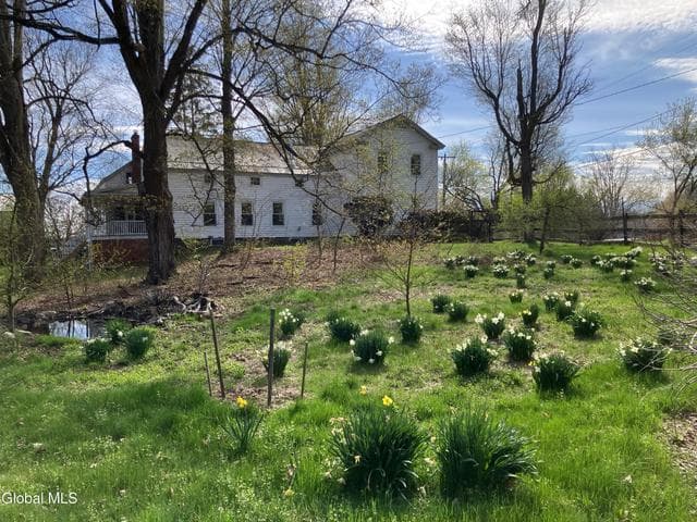 72 Gilbert Street, Cambridge, NY, photo 3
