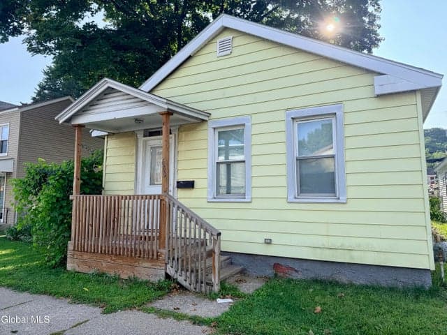 680 5th Avenue, Troy, NY, photo 2
