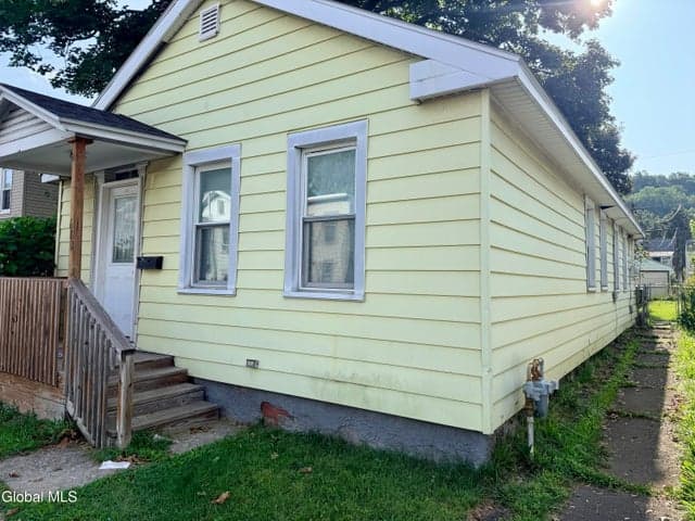 680 5th Avenue, Troy, NY, photo 3