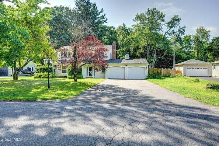 22 Bri-Lan Avenue, East Greenbush, NY, photo 1