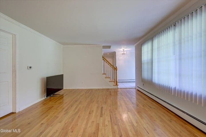 22 Bri-Lan Avenue, East Greenbush, NY, photo 4